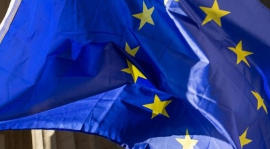 La bandiera dell’UE compie 40 anni