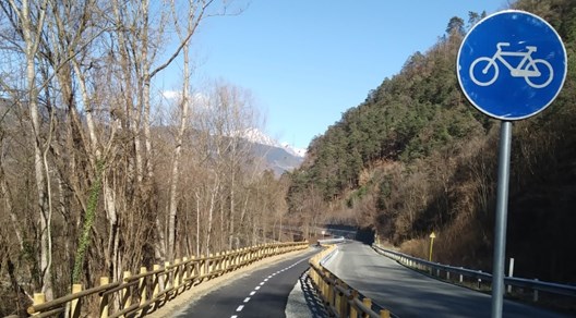 Una pista ciclabile tra Fénis e Saint Marcel: la Valle d’Aosta sempre più sostenibile